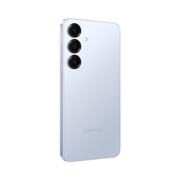 Galaxy S25 triple camera setup image