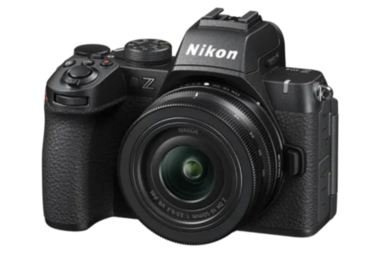 Nikon Z50 II 16-50mm VR lens kit side view